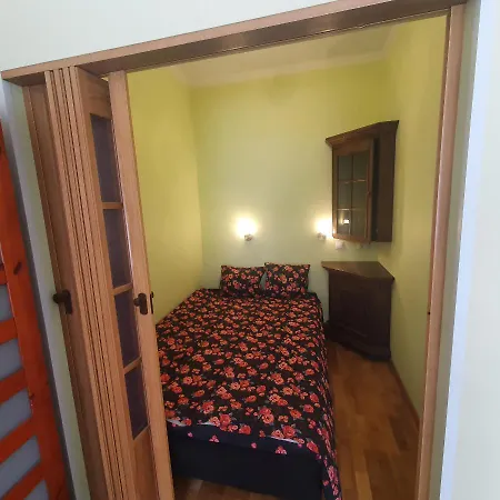 Apartment Hot Ernestines Iela 7-1 Enjoy The Feel Of And History! Riga