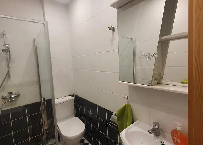 דירה Hot Ernestines Iela 7-1 Enjoy The Feel Of And History! *